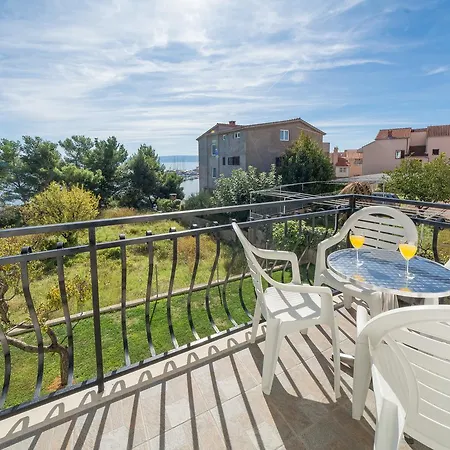 Rooms & Apartments Bruno Guest house Stobrec