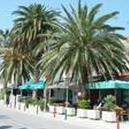 Rooms & Apartments Bruno Gasthof 3*