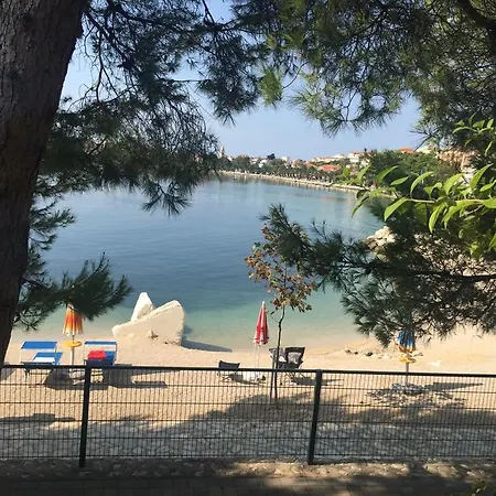 ゲストハウス & Bruno