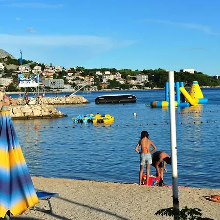 ゲストハウス & Bruno 3*