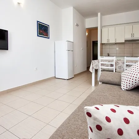 Rooms & Apartments Bruno 3*