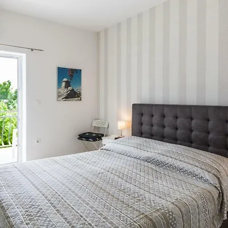 ゲストハウス & Bruno