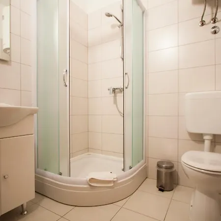 ゲストハウス & Bruno Stobreč